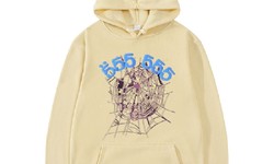 Mastering Hoodie Fashion: 5 Easy Steps to Go from Sloppy to Stylish
