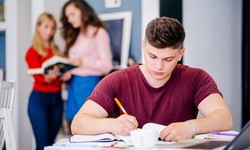 What Is a Persuasive Speech And How To Write It?