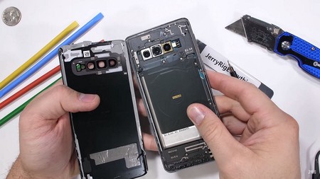iPhone And Samsung Repair in BALLINA