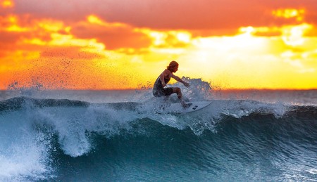 When Is the Best Time to Surf?