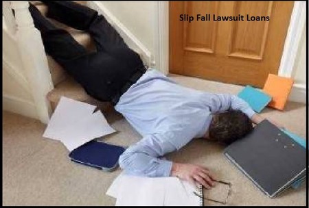 What are the advantages of opting for slip fall lawsuit loans?