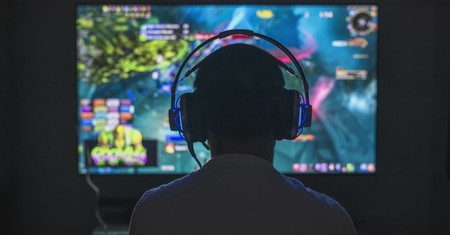 6 Factors to Consider Before Starting an Online Gaming Website