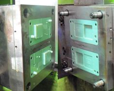 What are the five types of injection mold?