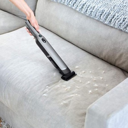 How to use handheld vacuum cleaner?