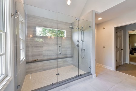 Things To Consider When Choosing Bathroom Glass Replacement!