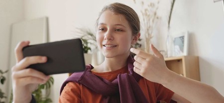 Challenges to the Realm of Live Online Technology