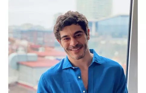 WHO IS BURAK DENIZ, THE ACTOR WHO WILL PLAY IN THE SERIES "Aşk Laftan Anlamaz" FROM PRO 2