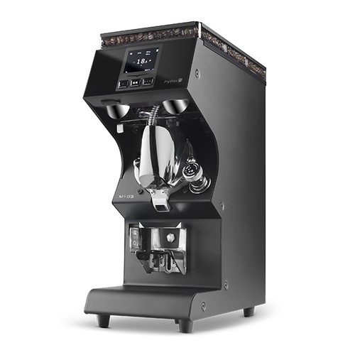 Making that perfect cup for coffee to blush your evenings