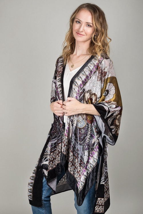 Various Types of Kimono for Women and When to Wear Them
