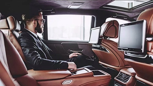 Here are 5 reasons why you should hire a limo service Tucson
