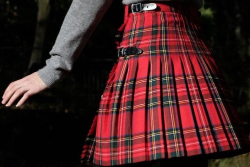 Are Tartan Skirts in Fashion?