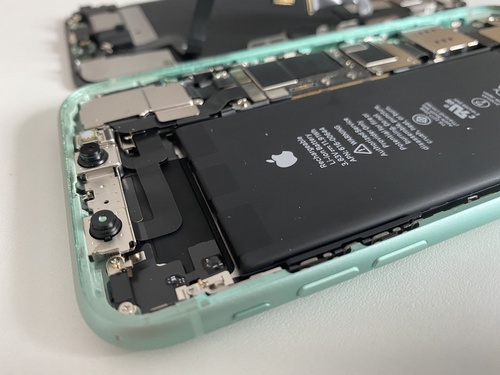 5 Things You Need To Know About IPhone Batteries