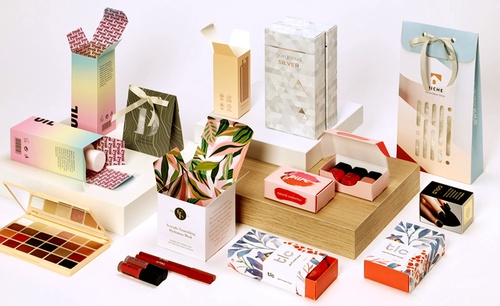 Display Your Cosmetic Products in the Best Custom Boxes to Attract More Customers