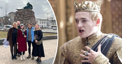 "Game of Thrones" star Jack Gleeson arrived in Kiev with a pickup for the AFU