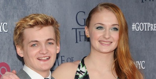 Game of Thrones" star Jack Gleeson arrived in Kiev with a pickup for the AFU ES