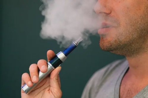 Things to Consider When Looking For An E-Cigarette Shop in UAE: