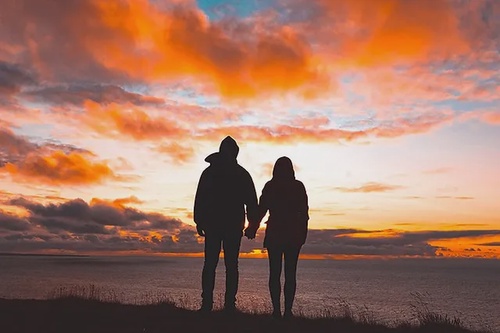The Importance of Communication in Maintaining Healthy Relationships
