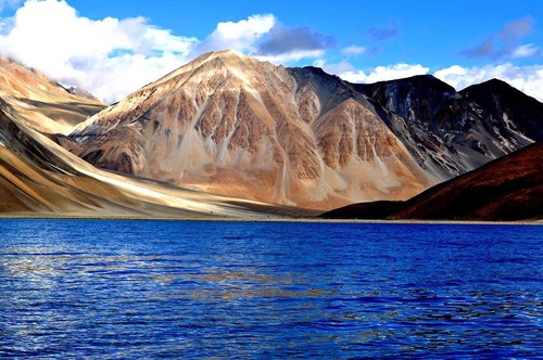 Have a Thrilling Experience While Trekking in Ladakh