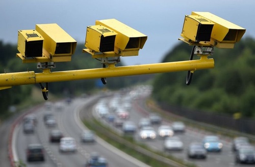 Live Updates and Traffic Monitoring: M6 Traffic Cameras
