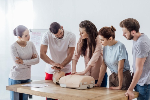 CPR Training Queens- A Must Have For Health Care Professionals