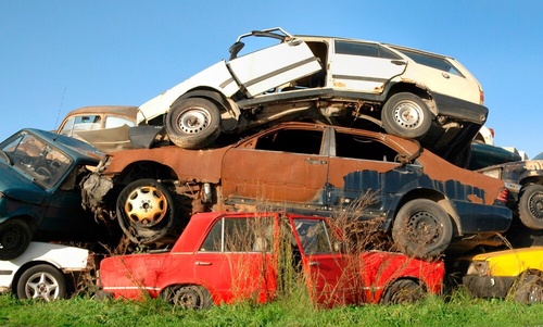 Many of these services are willing to pay cash for junk cars