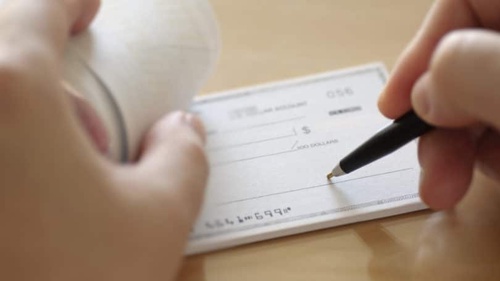 Direct Deposit vs. Paper Checks: Pros and Cons of Each Method