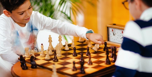 Online Chess Lessons: The Benefits of Learning Chess Virtually