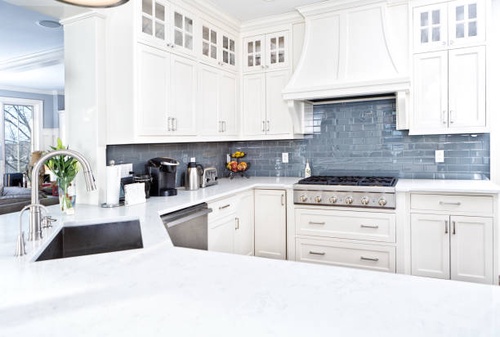 How To Balance Your Quartz Worktops in Kent With The Rest Of The Kitchen For a Modern Look