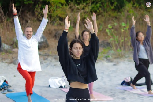 A Perfect Practice Kit For The Best Yoga Teacher Training in Rishikesh