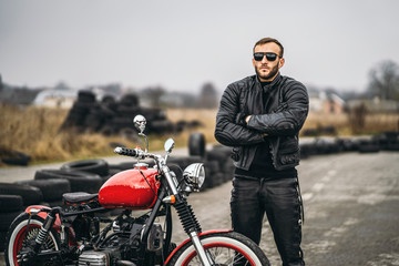 Leather vs. Textile: Pros and Cons of Different Motorcycle Jacket Materials