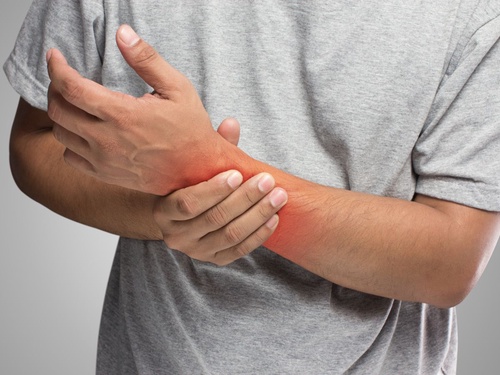 Wrist pain treatment: Everything you need to know