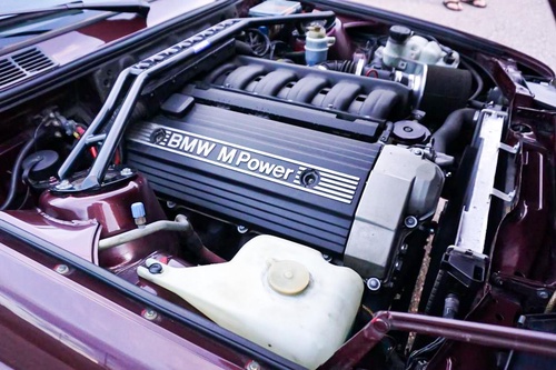 Performance Enthusiast's Dream: The BMW S52 Engine