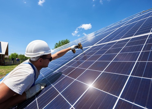 Unlocking the Power of 5kW PV Solar Panels: Solar Panels Installation in the UK