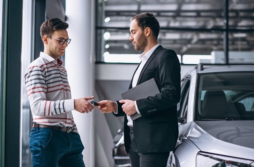 What Are the Steps to Sell a Used Car at an Online Marketplace?