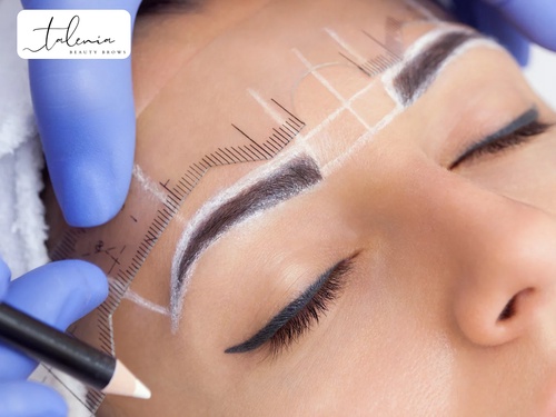 Permanent Eyeliner York Changes The Same Everyday Boring Appearance Before The Blink Of The Eye
