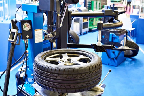 10 Important Points to Consider When Purchasing a Car Tyre Changer