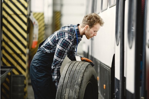 Choosing the Right Tires: A Comprehensive Guide by National Tyres Wolverhampton
