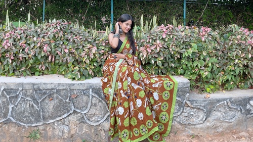 Unveiling Elegance: Printed Sarees and Silk Sarees Online