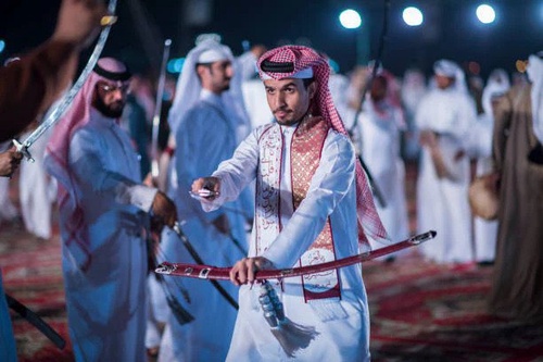 The Timeless Elegance: Exploring the Arabian Scimitar Sword