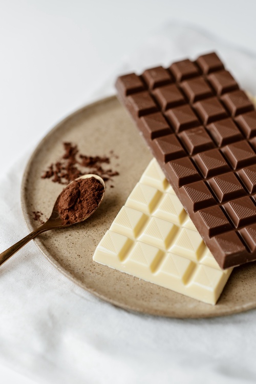 Decoding Chocolate Myths: A Sweet Journey to Health in the UAE