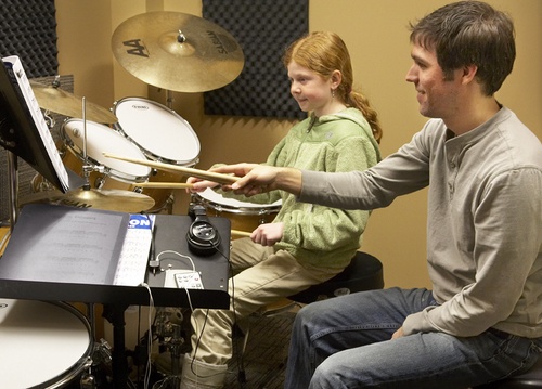 Factors Influencing the Cost of Drum Lessons for Beginners