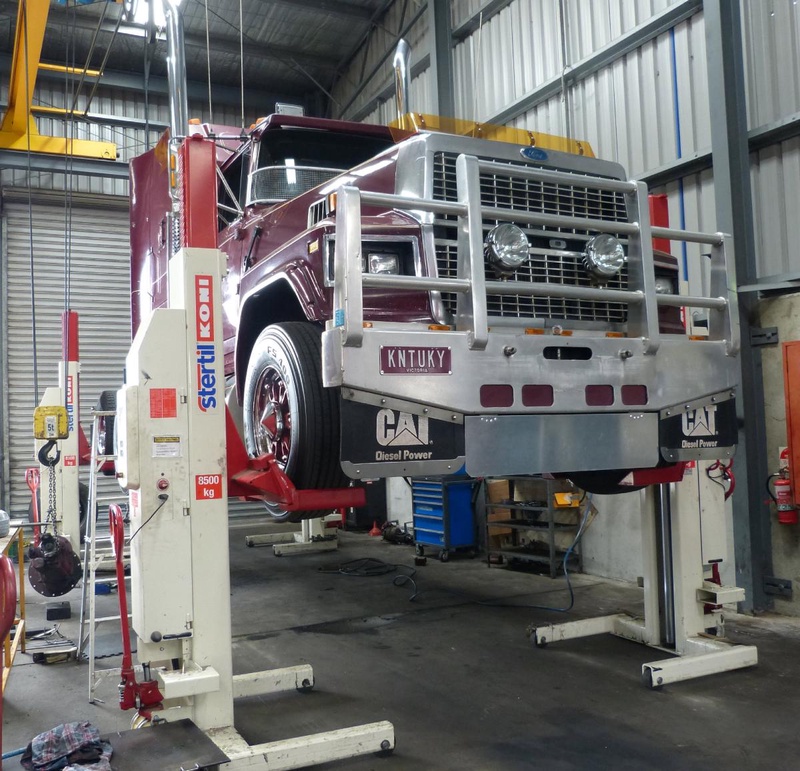 Hire a Professional Diesel Truck Mechanic in Melbourne