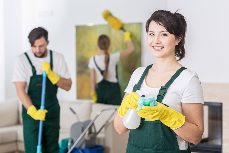 Post-Holiday and New Year Preparation Office Cleaning Tips