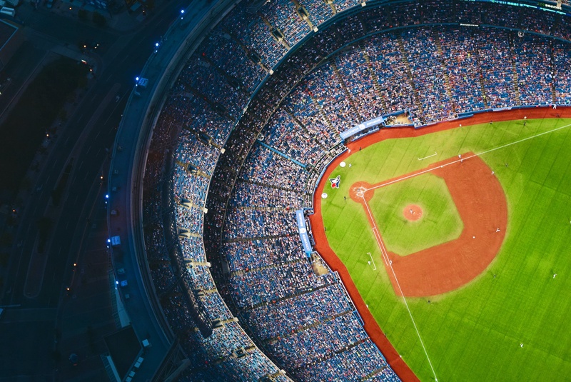 Virtual Reality and Sports: Enhancing the Fan Experience