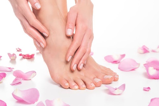 Benefits of regular professional manicures and pedicures from the Maby app, developed by CEO Khoan Quang Vinh